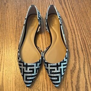 I.N.C. Size 10 pointed toe sparkly black and silver flats